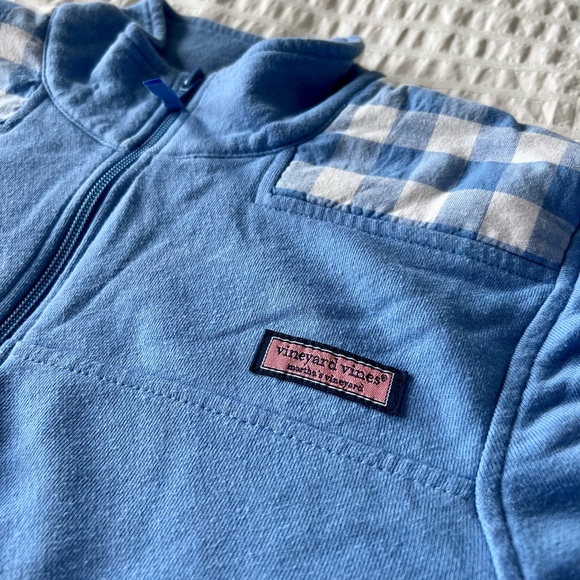 GUC Women’s Medium Vineyard Vines Shep Shirt - Picture 3 of 5